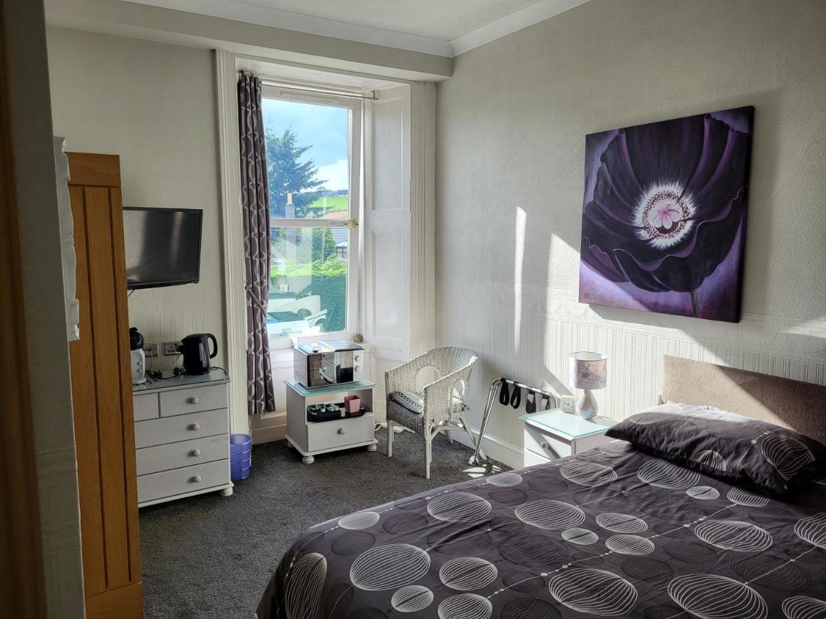 Macbeth Arms Bed and Breakfast Lumphanan Εξωτερικό φωτογραφία